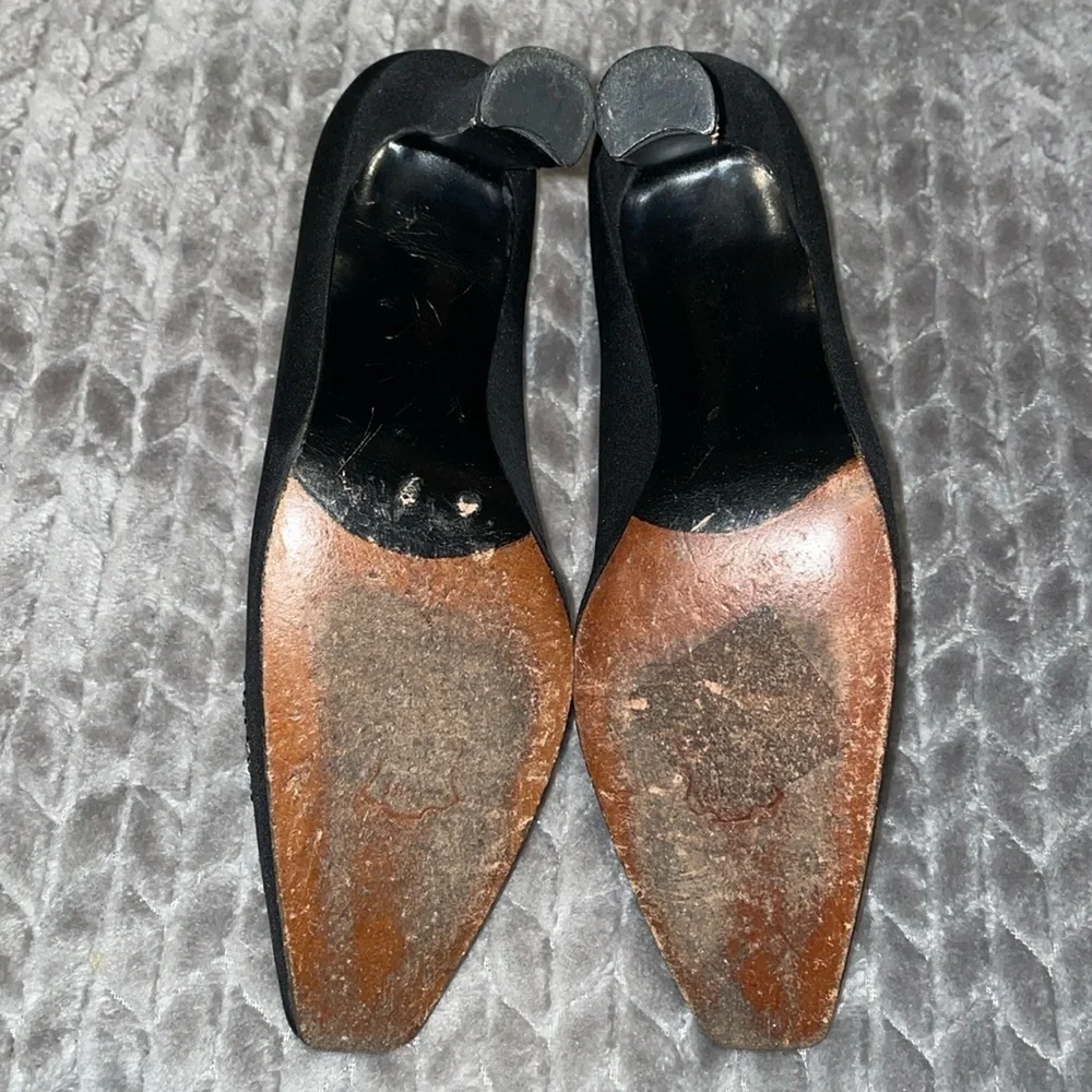 STUART WEITZMAN Black Satin Rhinestone Accents Heels Pumps‎ Sz 6.5.